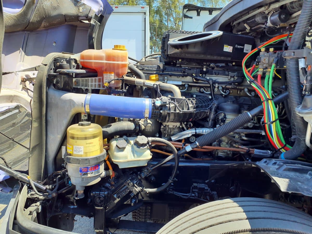 2023 Freightliner - image 9