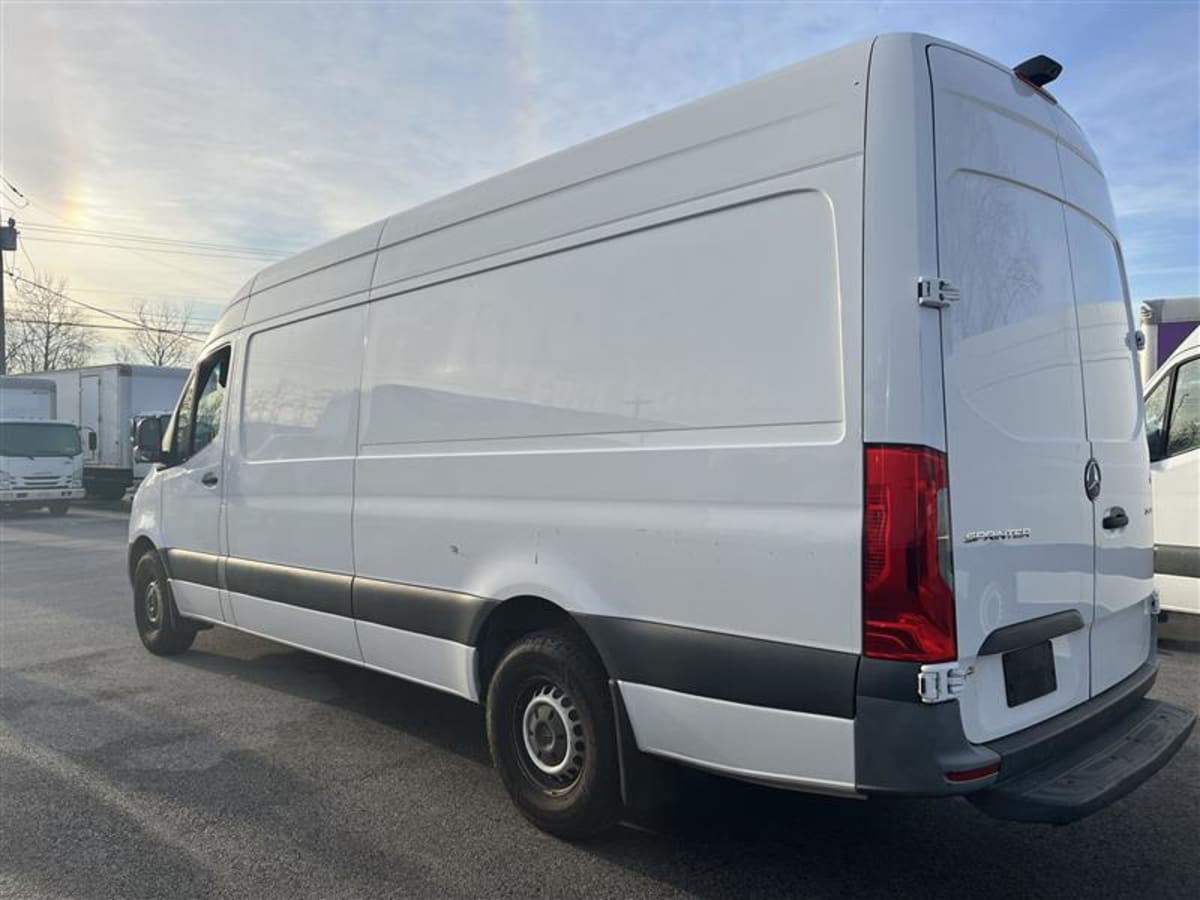 2022 Mercedes-Benz SPRINTER 2500 598086