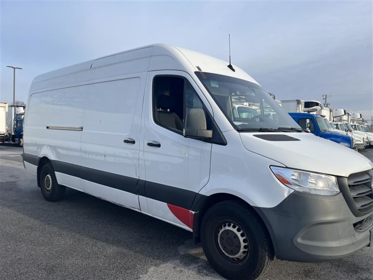 2022 Mercedes-Benz SPRINTER 2500 598086
