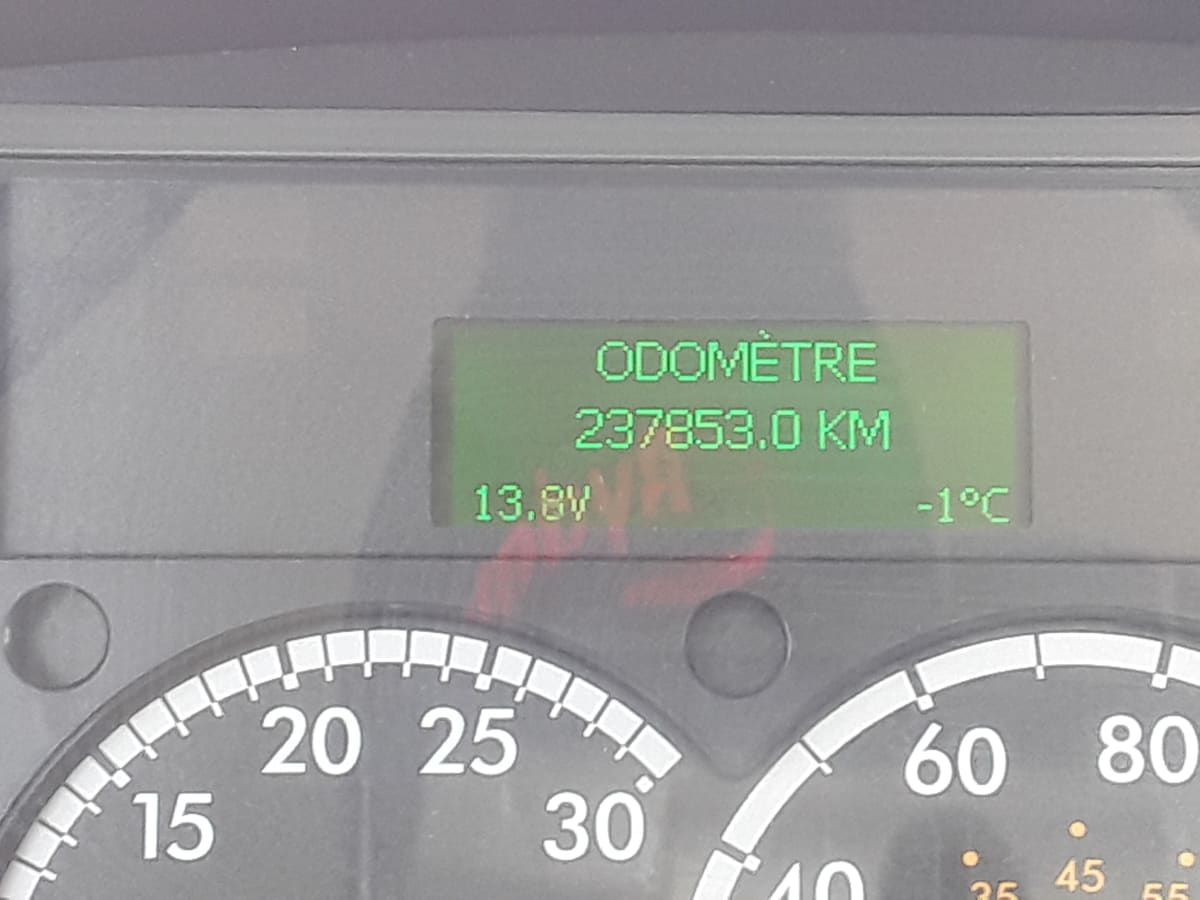 2023 Freightliner/Mercedes M2 106 598108