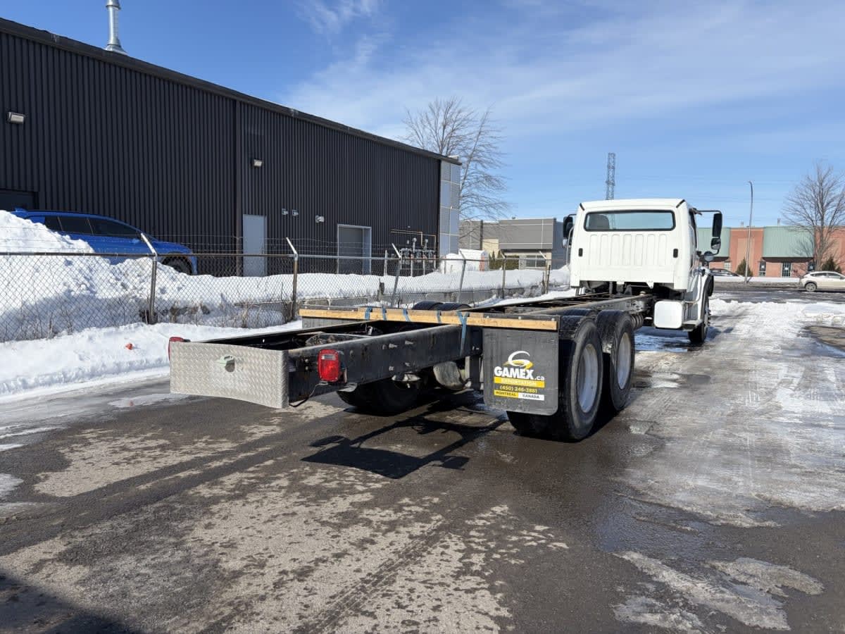 2023 Freightliner/Mercedes M2 106 598111