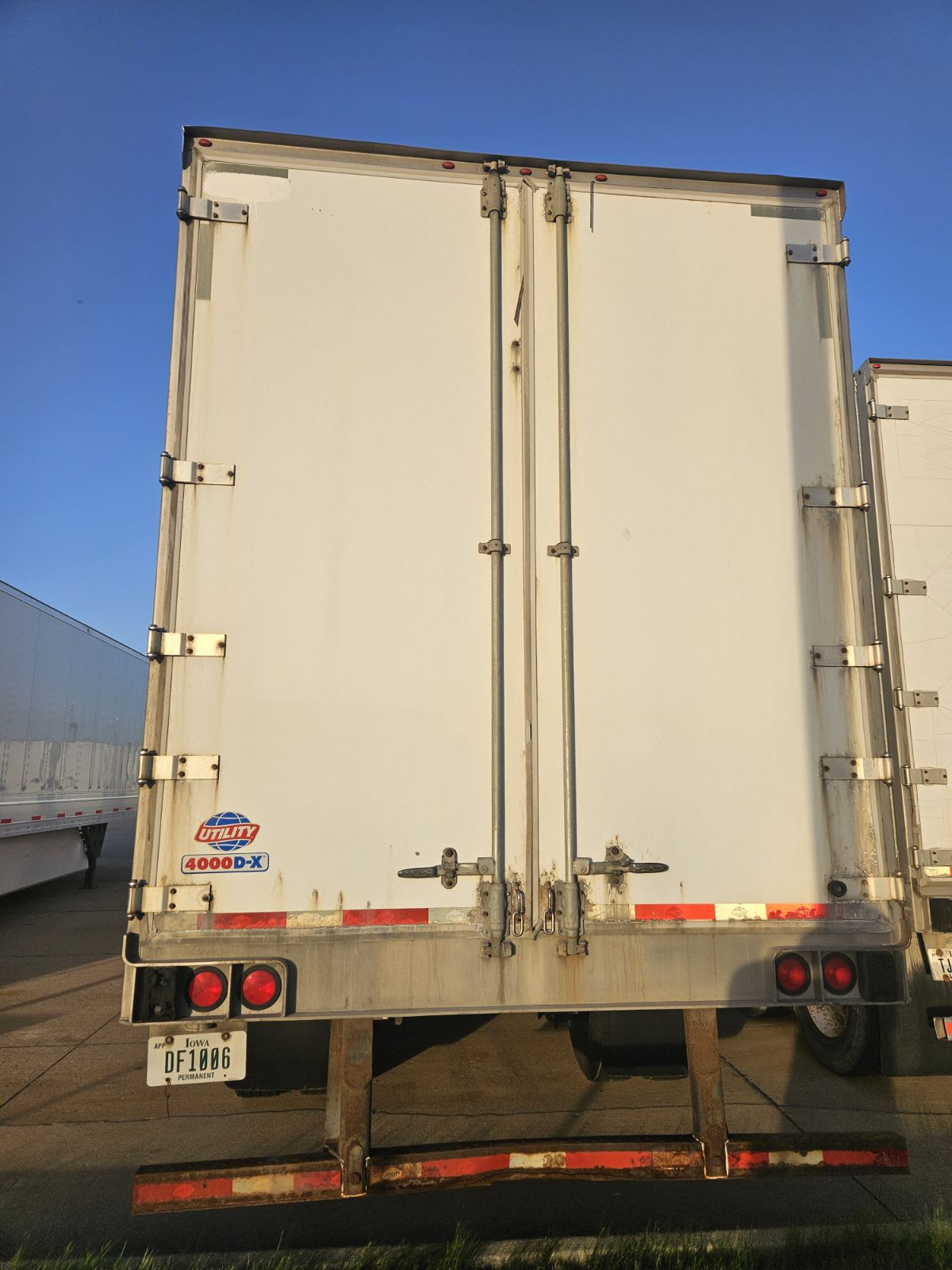 2009 Utility Trailers 4000DX 53/162/102 610145