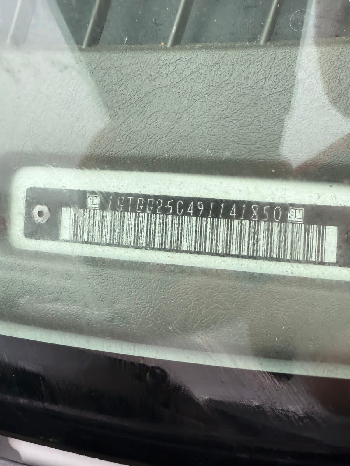 2009 General Motors Corp. TG21405 616254