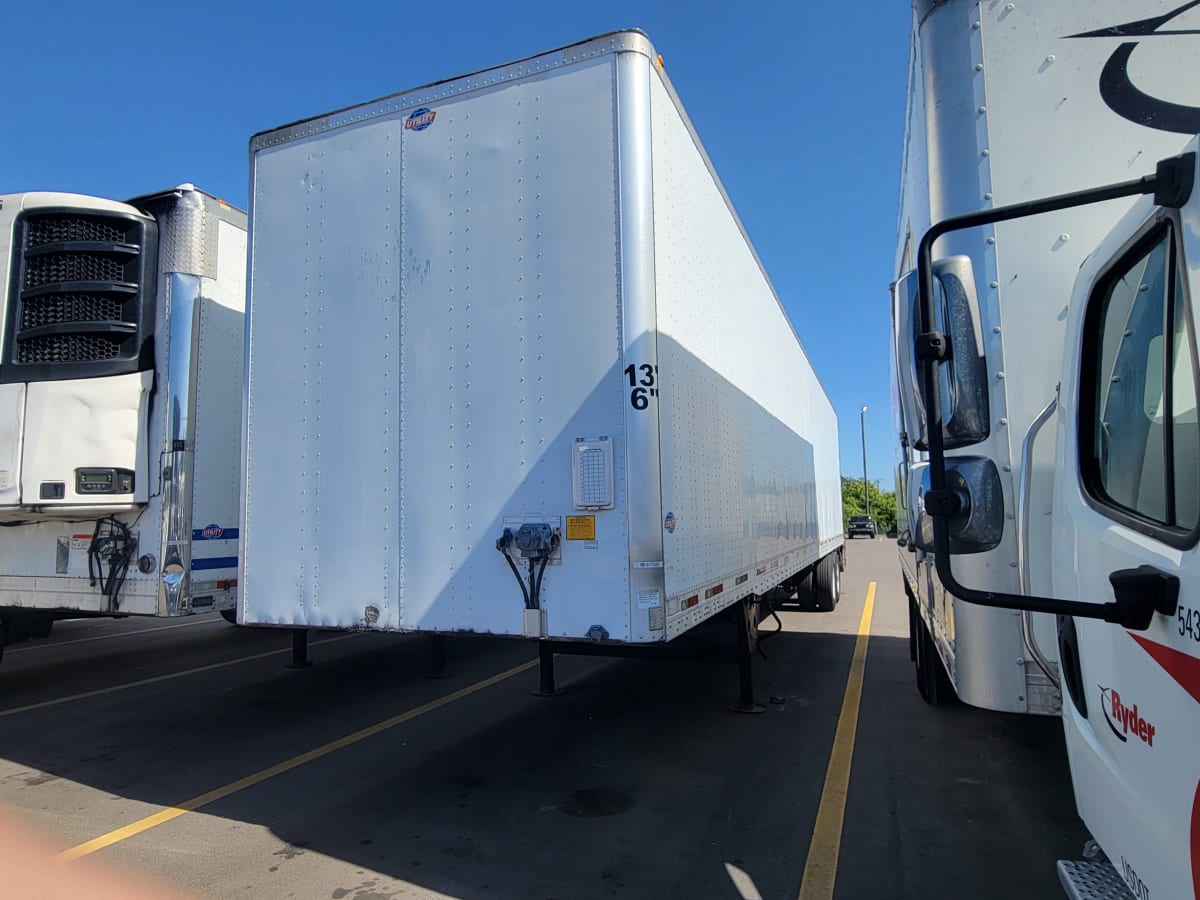 2010 Utility Trailers VS2DC 48/162/102 617580