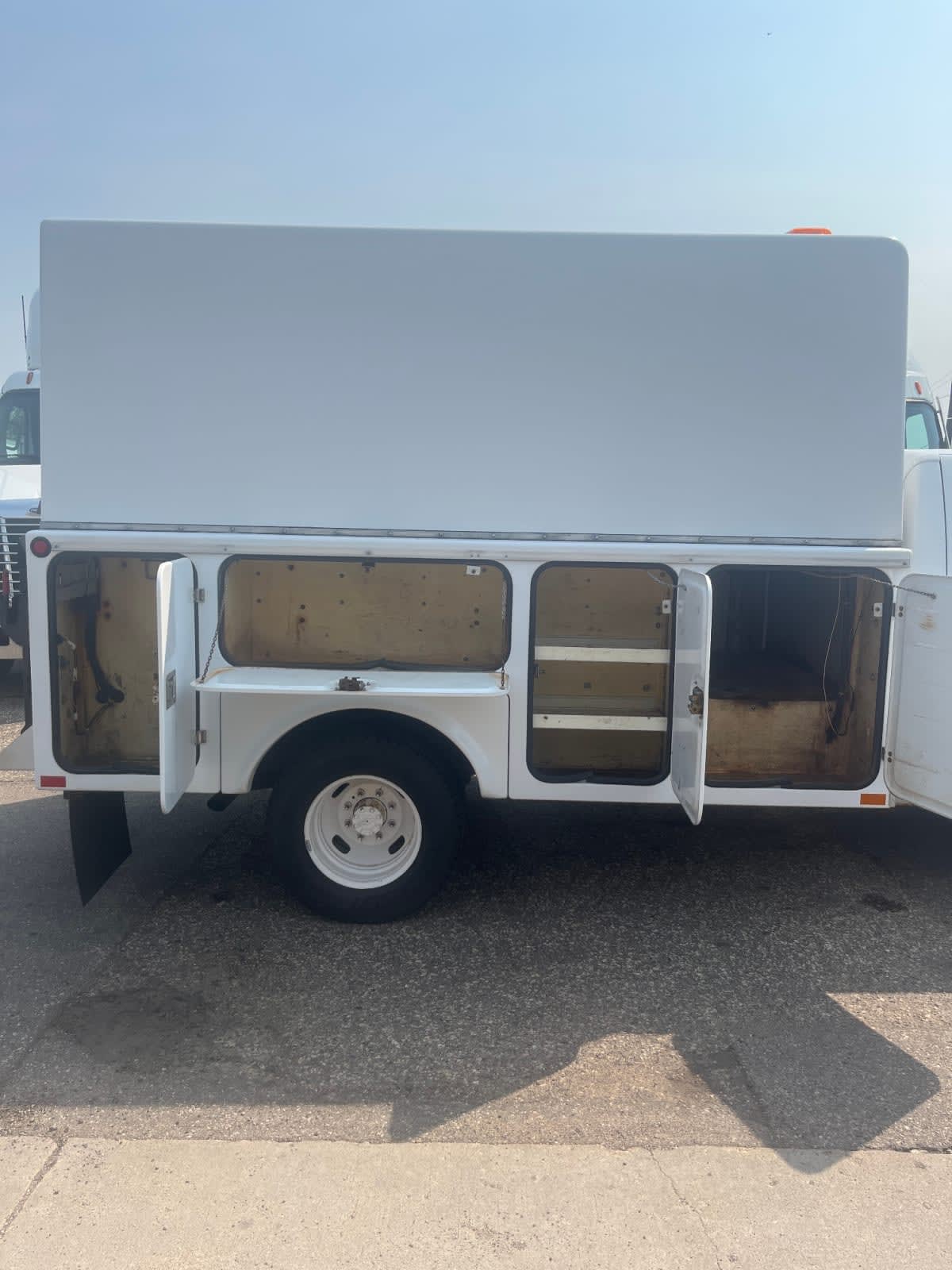 2009 Ford Motor Company F350 621135