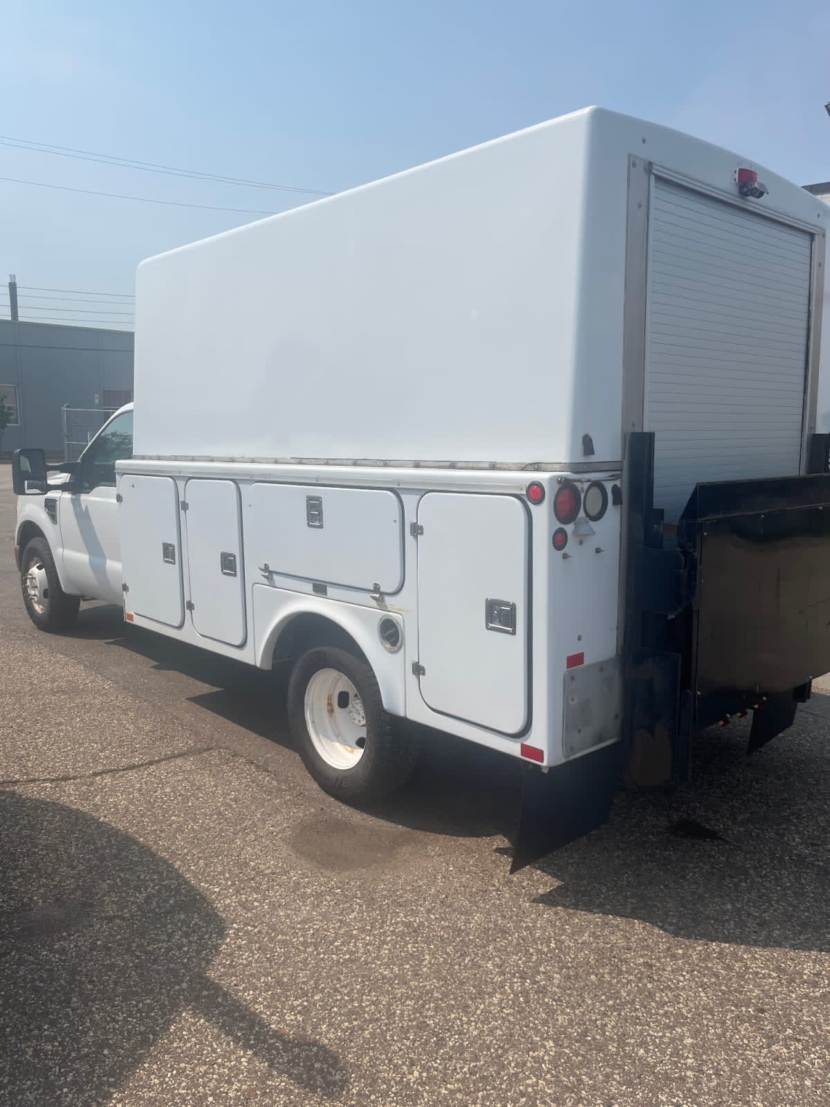 2009 Ford Motor Company F350 621135
