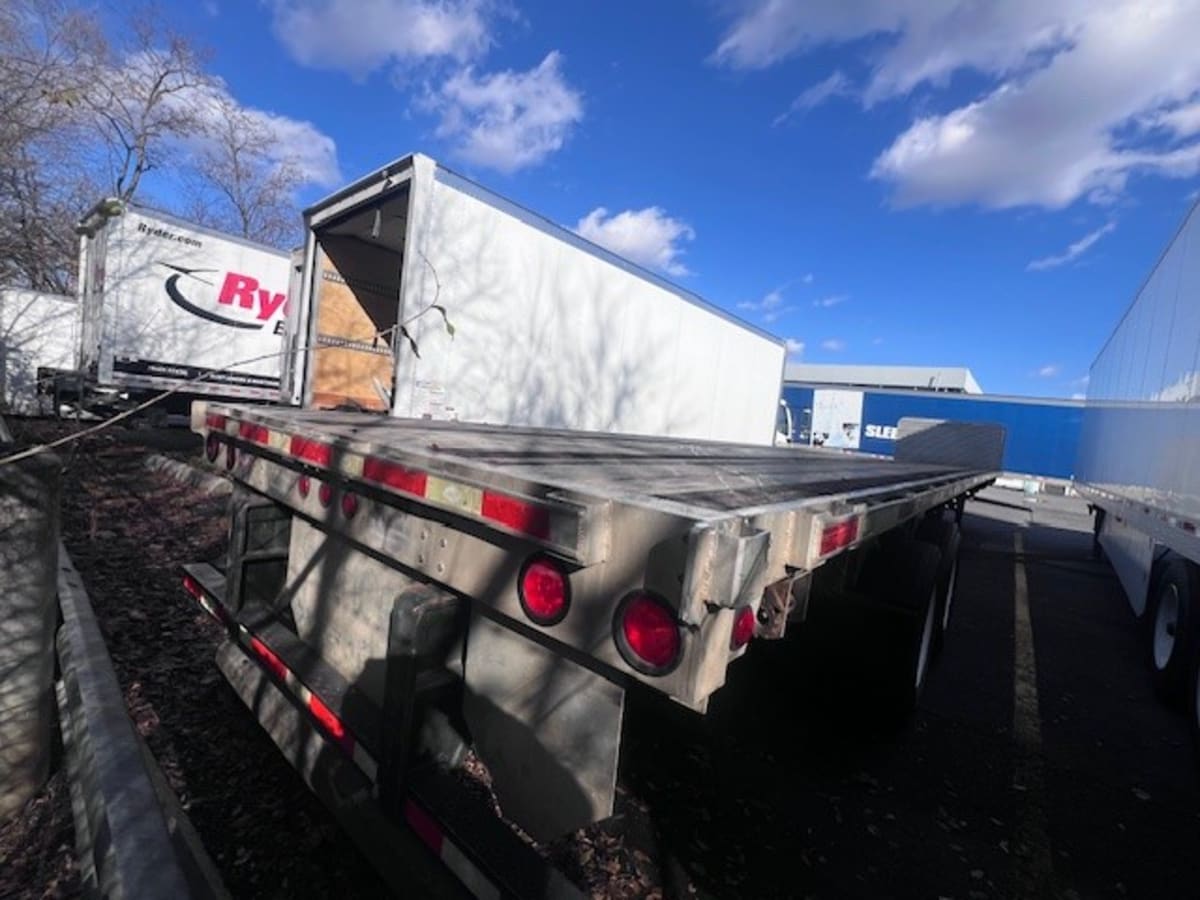 2011 Utility Trailers FS2CHA 53/102 628847