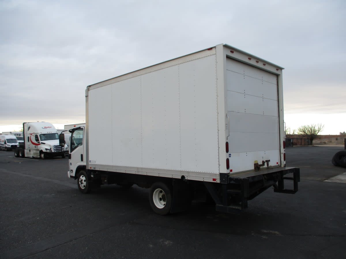 2010 Isuzu NPR - image 6