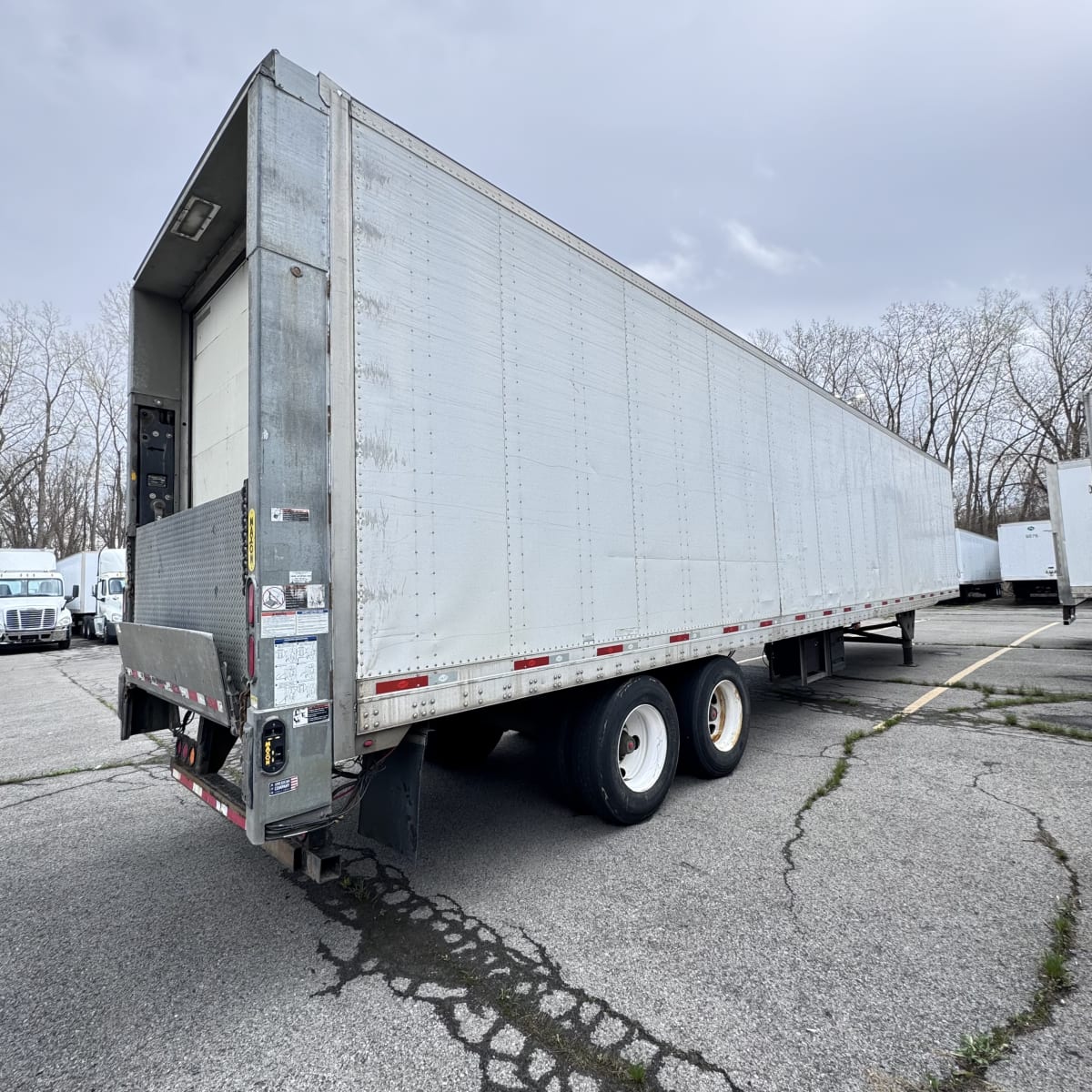 2012 Utility Trailers VS2D 48/162/102 635467