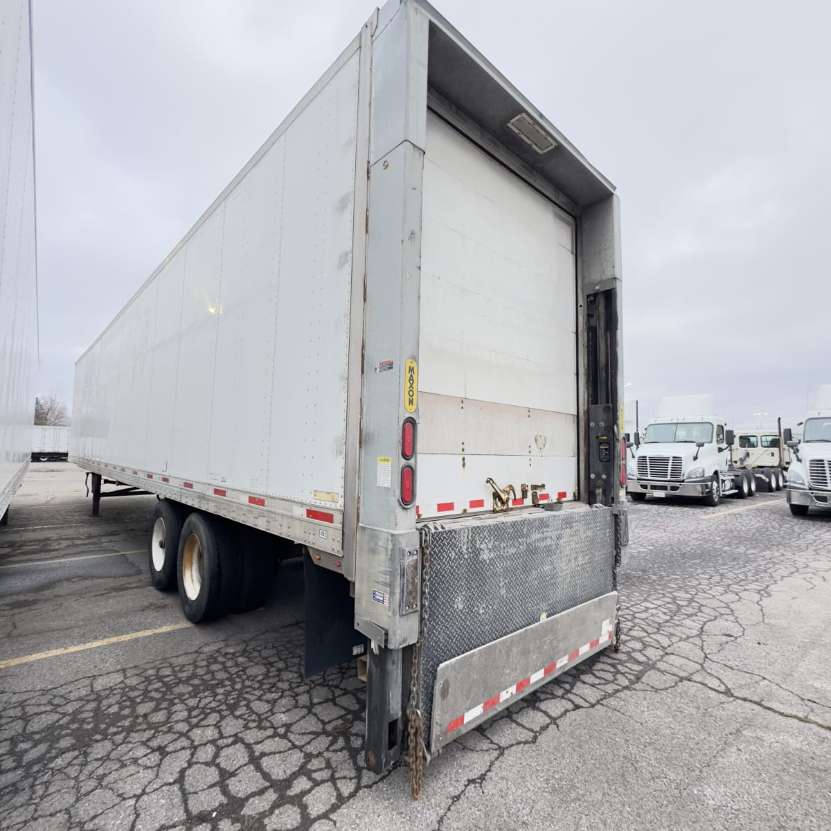 2012 Utility Trailers VS2D 48/162/102 635472