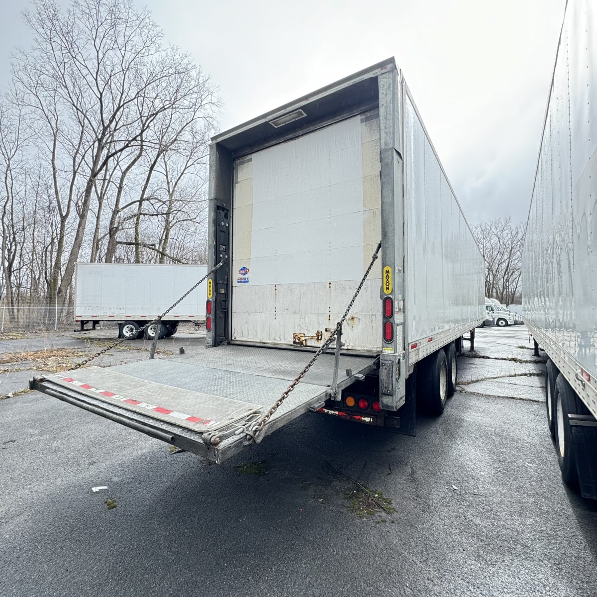 2012 Utility Trailers VS2D 48/162/102 635480