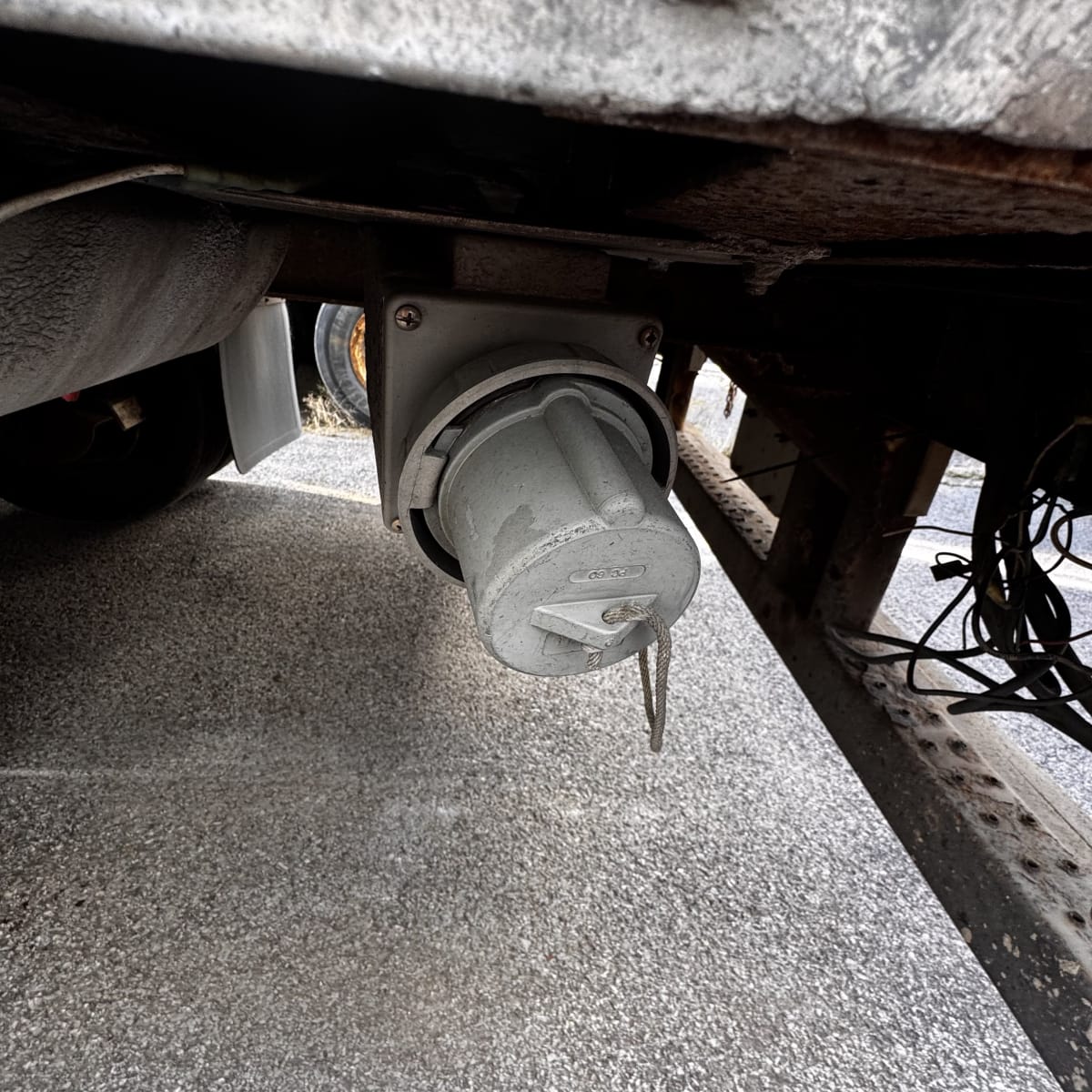 2012 Great Dane Trailer 7211TZ-1AW -48 637324