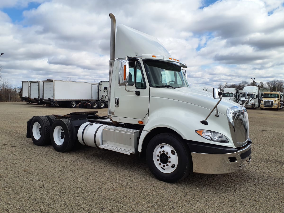 2015 Navistar International PROSTAR 637854