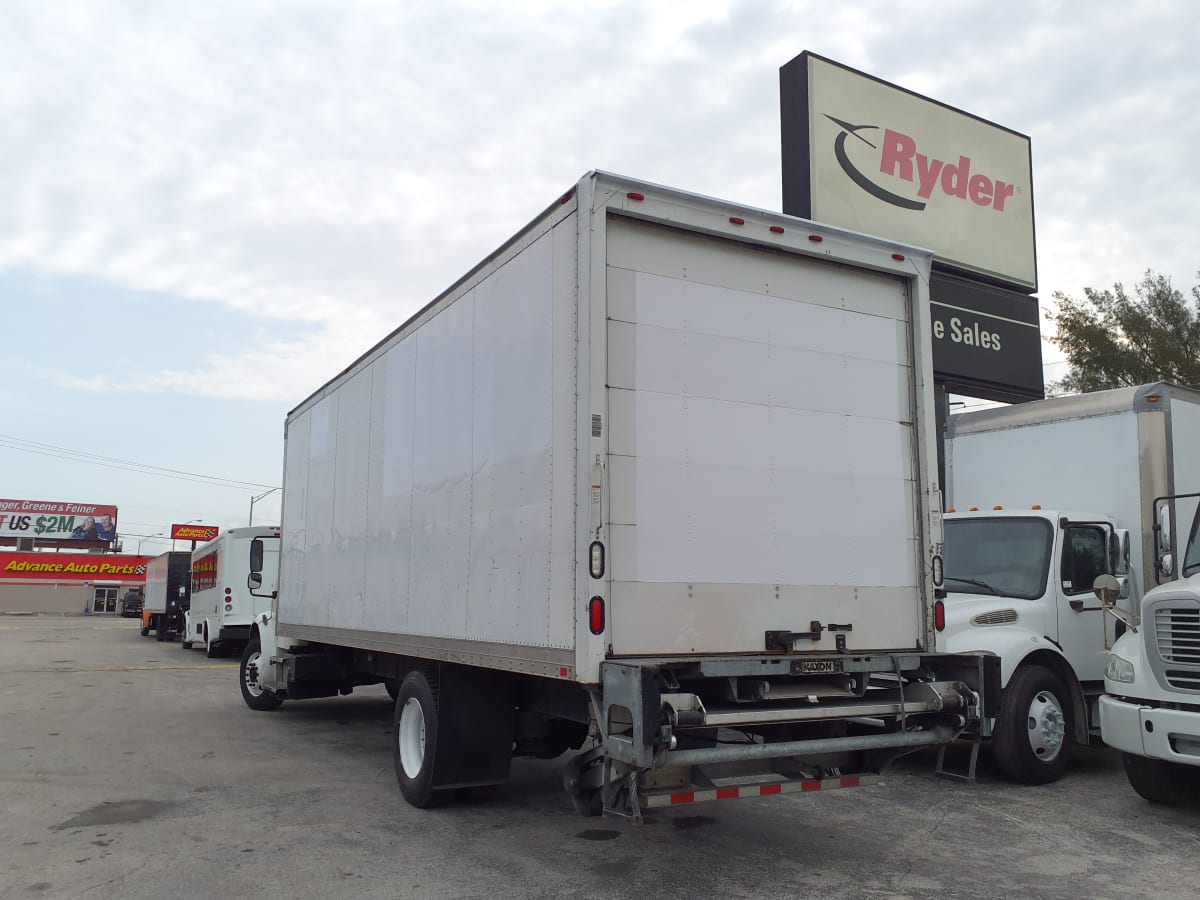 2014 Freightliner/Mercedes M2 106 638927