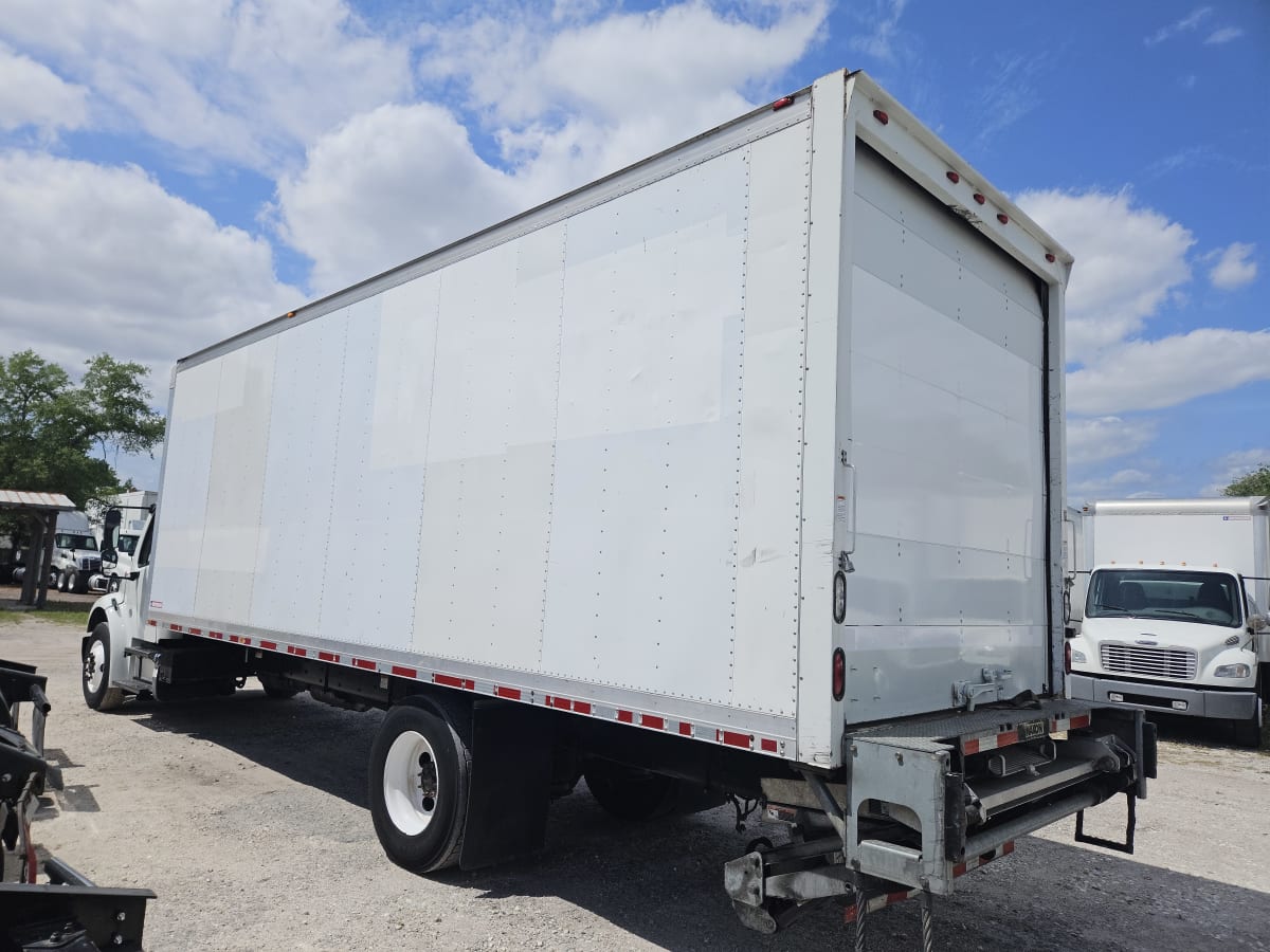 2014 Freightliner/Mercedes M2 106 638935