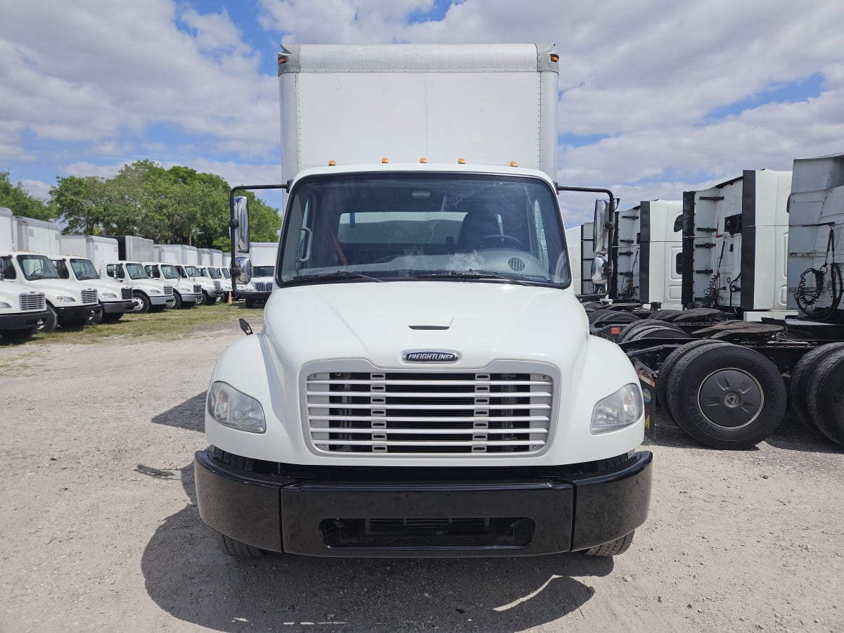 2014 Freightliner/Mercedes M2 106 638935