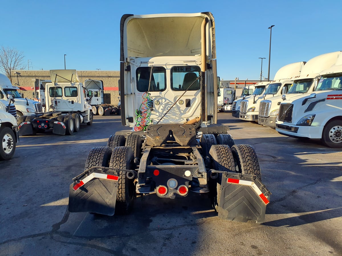 2015 Freightliner/Mercedes CASCADIA 125 639254