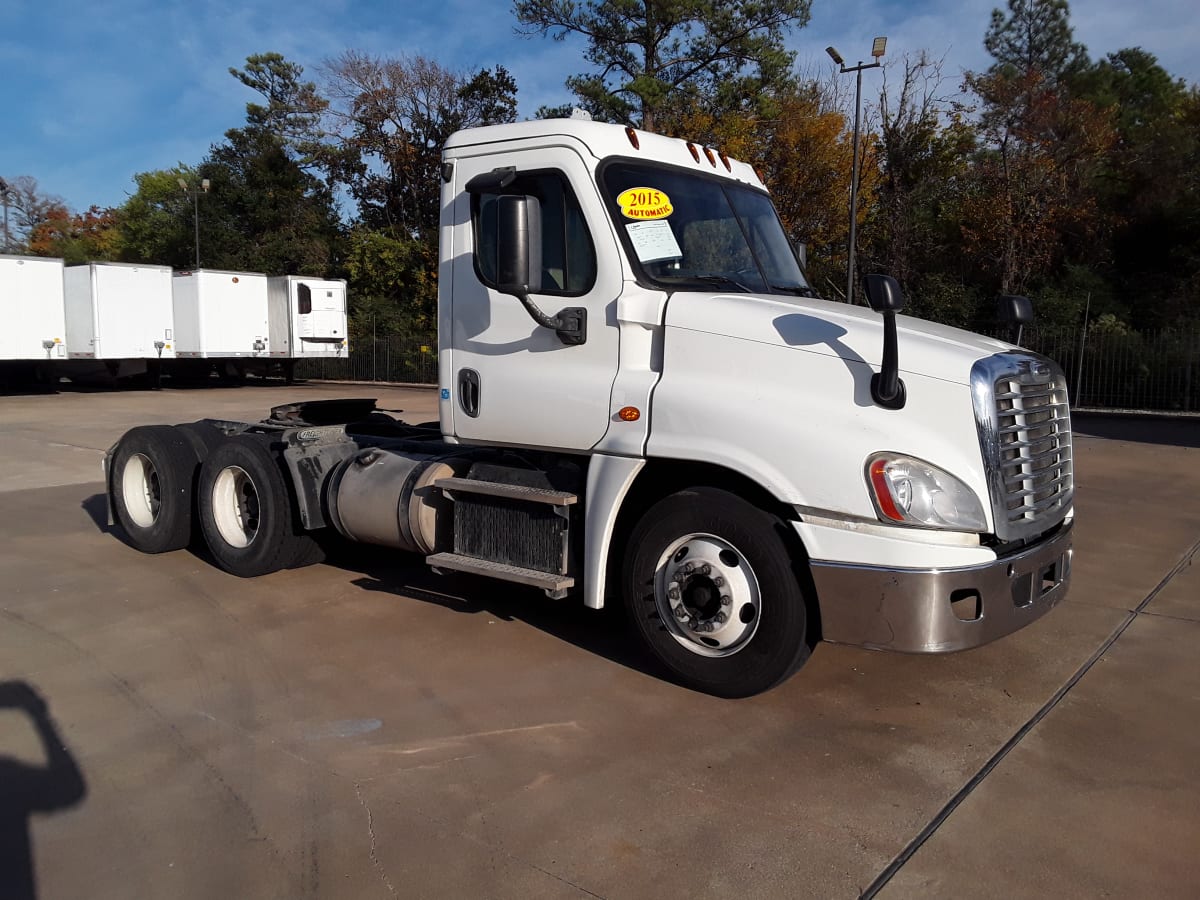 2015 Freightliner/Mercedes CASCADIA 125 640686