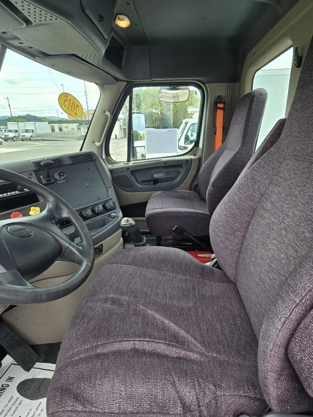 2015 Freightliner/Mercedes CASCADIA 113 640724