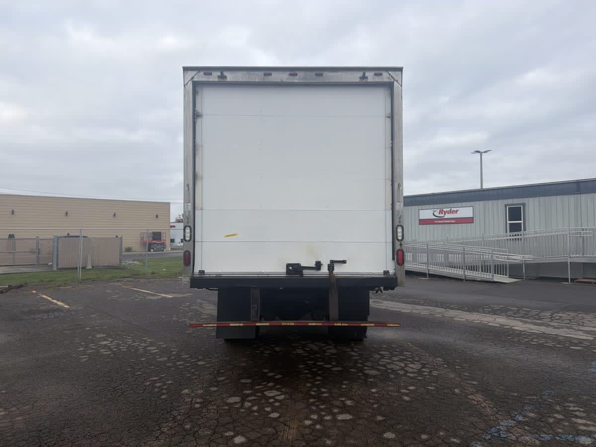 2015 Freightliner M2 106 in Syracuse, NY — photo 5