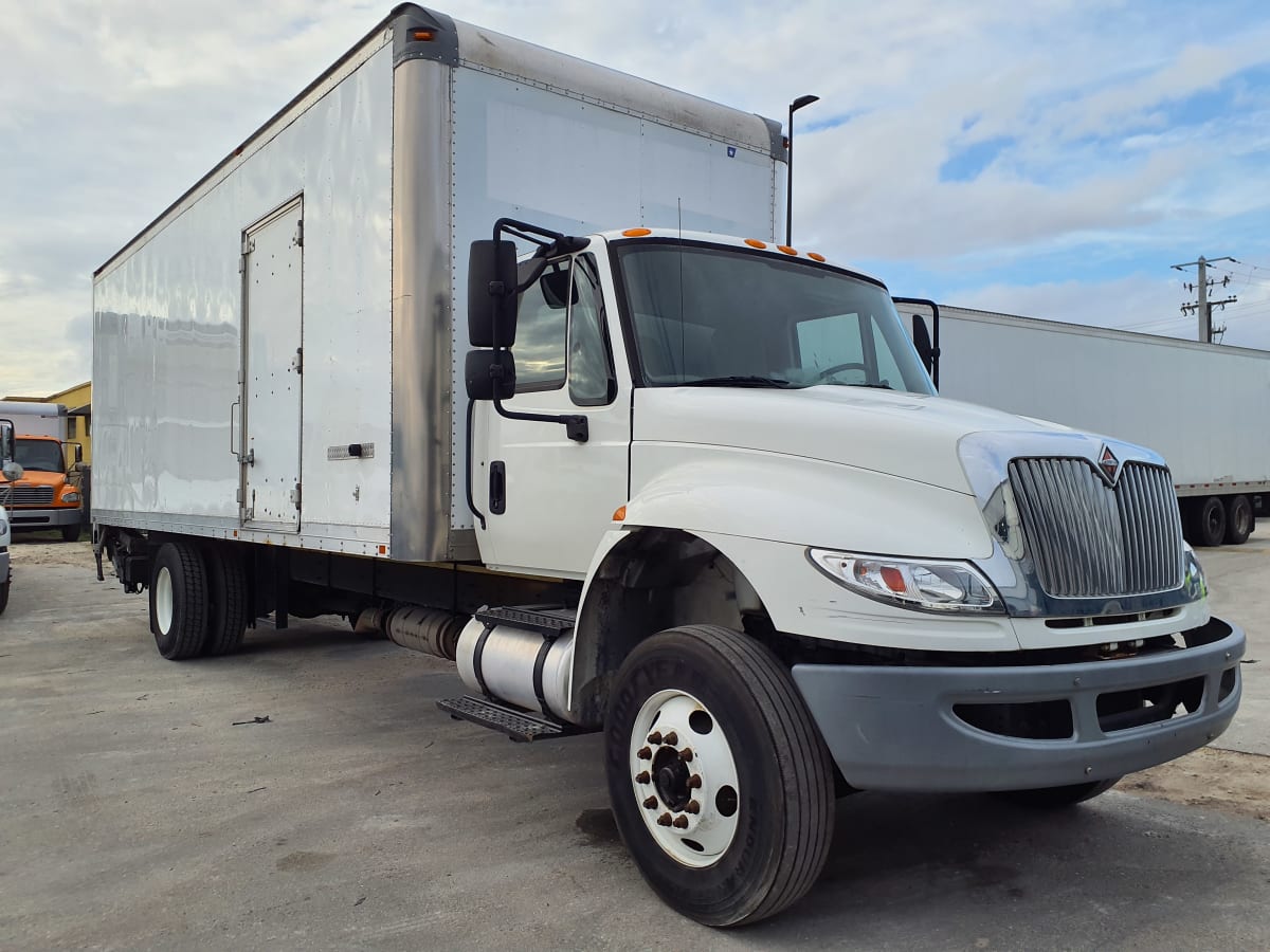 2015 Navistar International 4300 640761