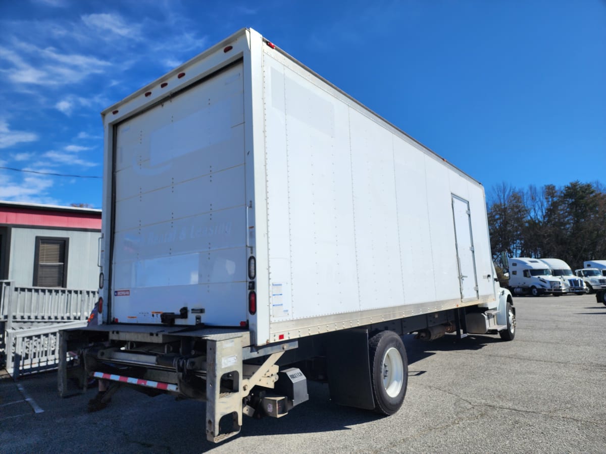 2015 Freightliner/Mercedes M2 106 640822
