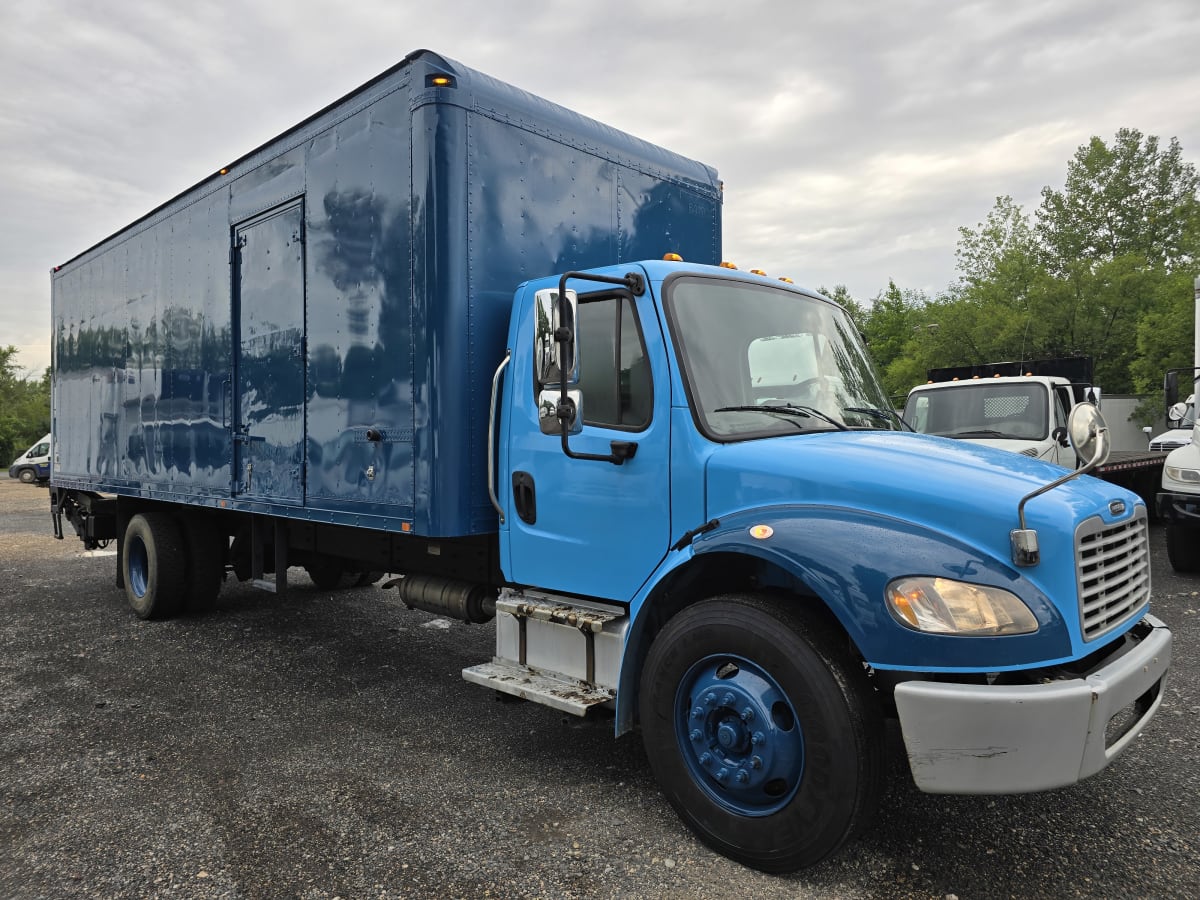 2015 Freightliner/Mercedes M2 106 641004