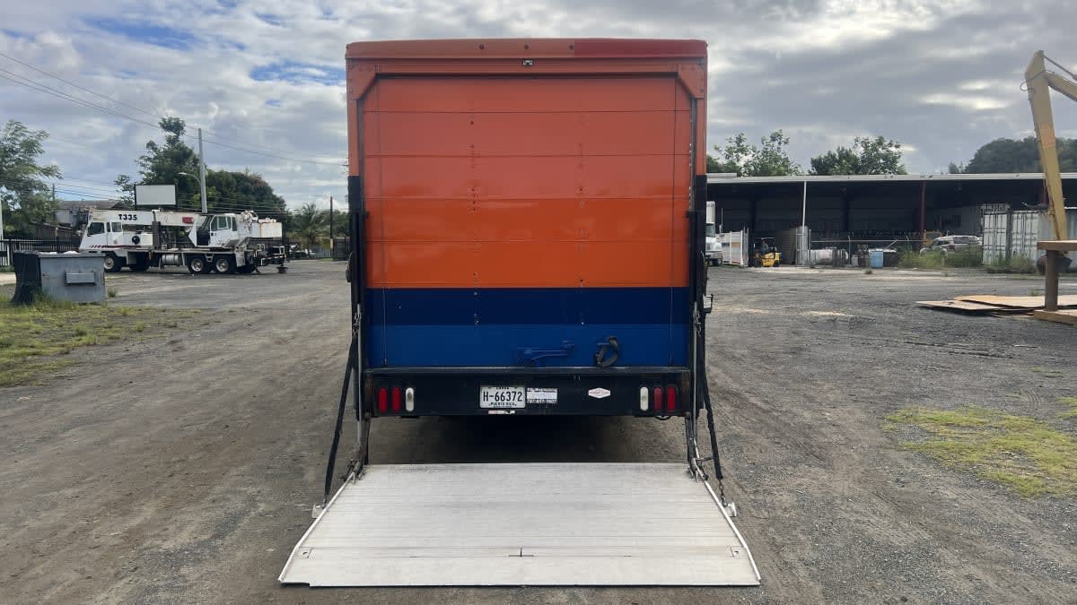 2014 Ford Motor Company E450-SUPER DUTY 641379