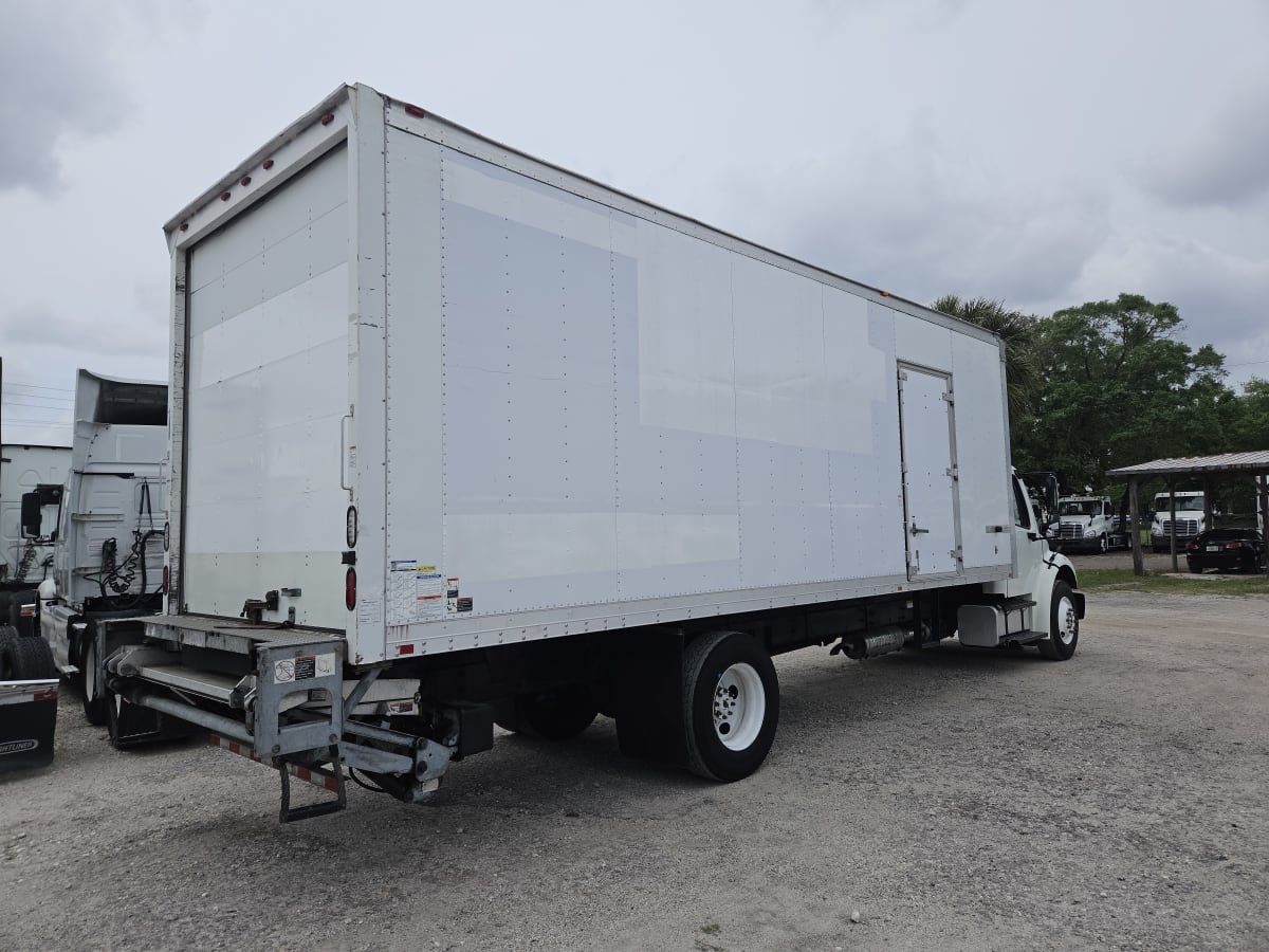 2015 Freightliner/Mercedes M2 106 641422