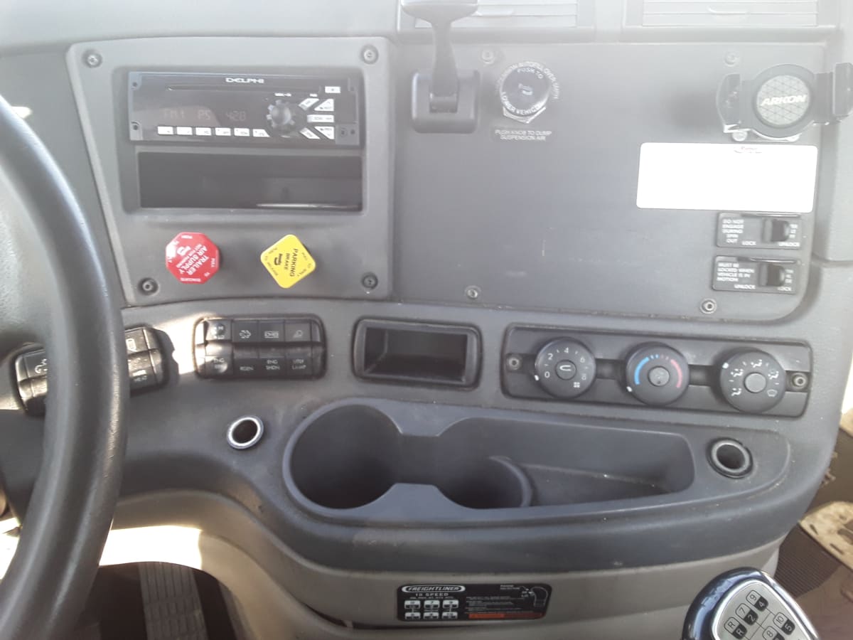 2015 Freightliner/Mercedes CASCADIA 125 641430