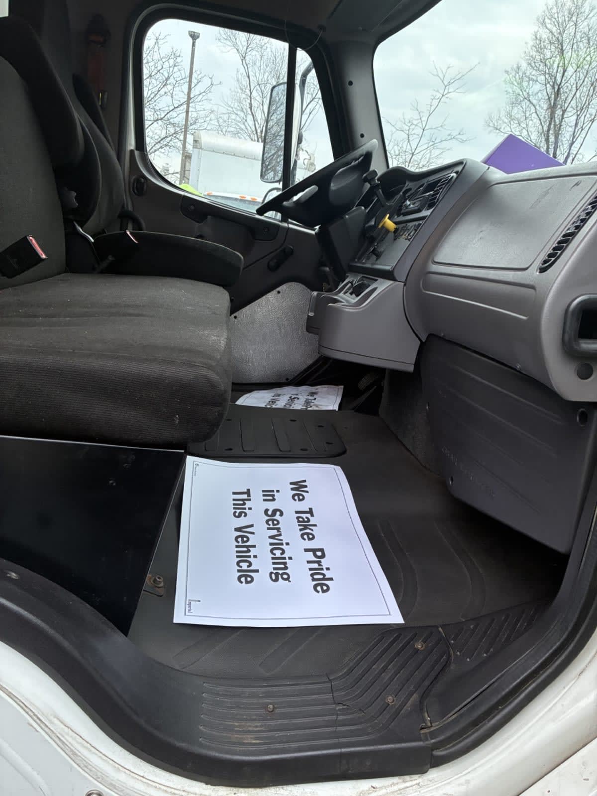 2016 Freightliner/Mercedes M2 106 642052