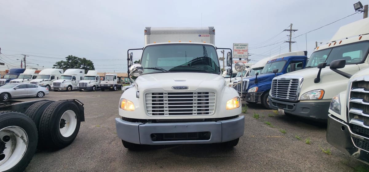 2016 Freightliner/Mercedes M2 106 642480