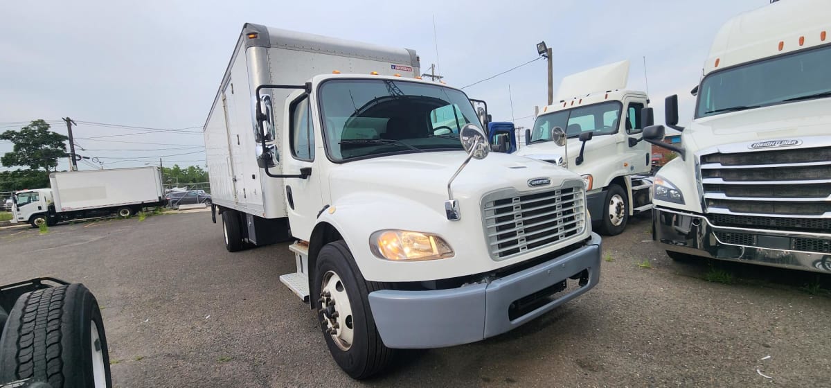 2016 Freightliner/Mercedes M2 106 642480