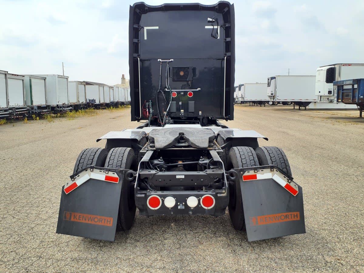 2015 Kenworth T680 in Wayland, MI — photo 5