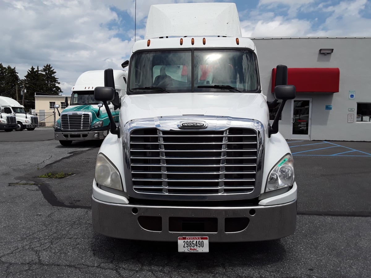 2016 Freightliner/Mercedes CASCADIA 125 643096