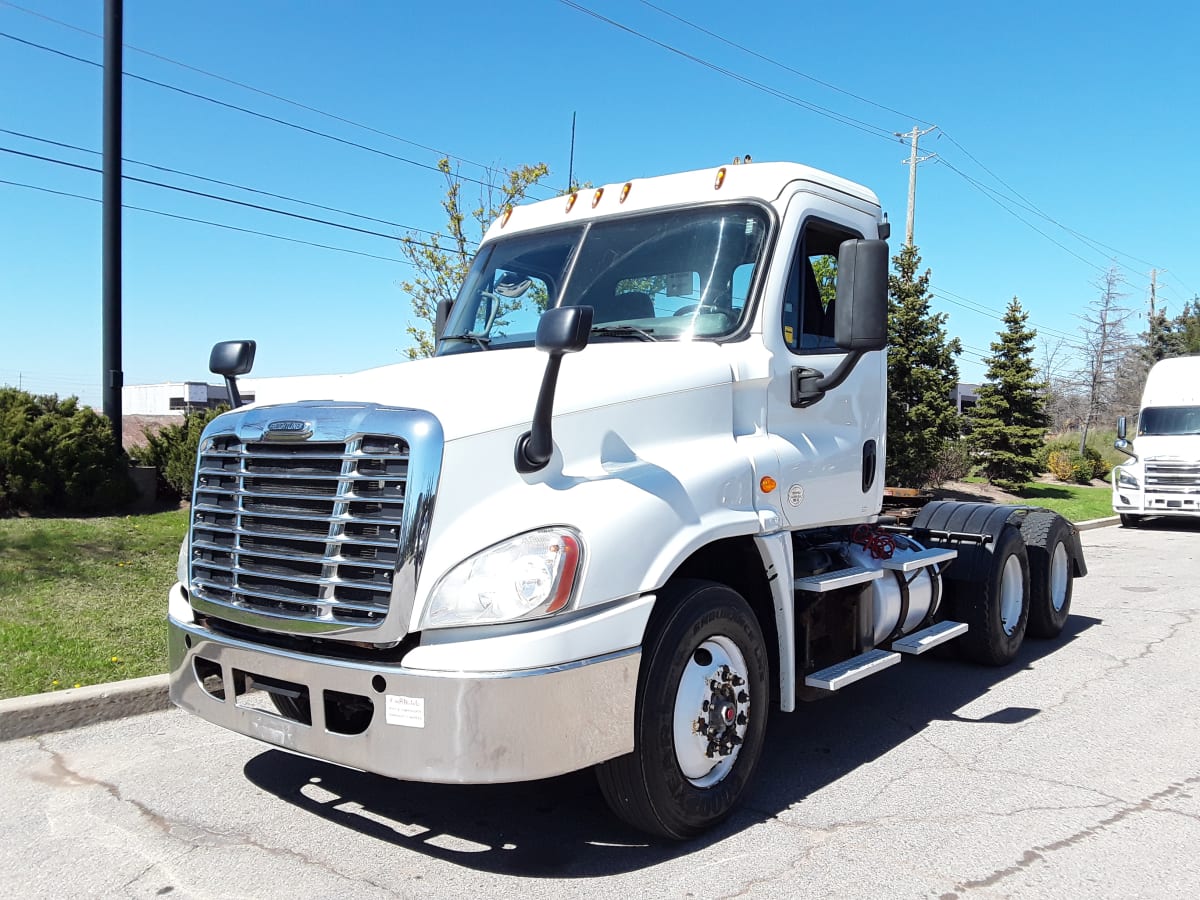 2016 Freightliner/Mercedes CASCADIA 125 643135