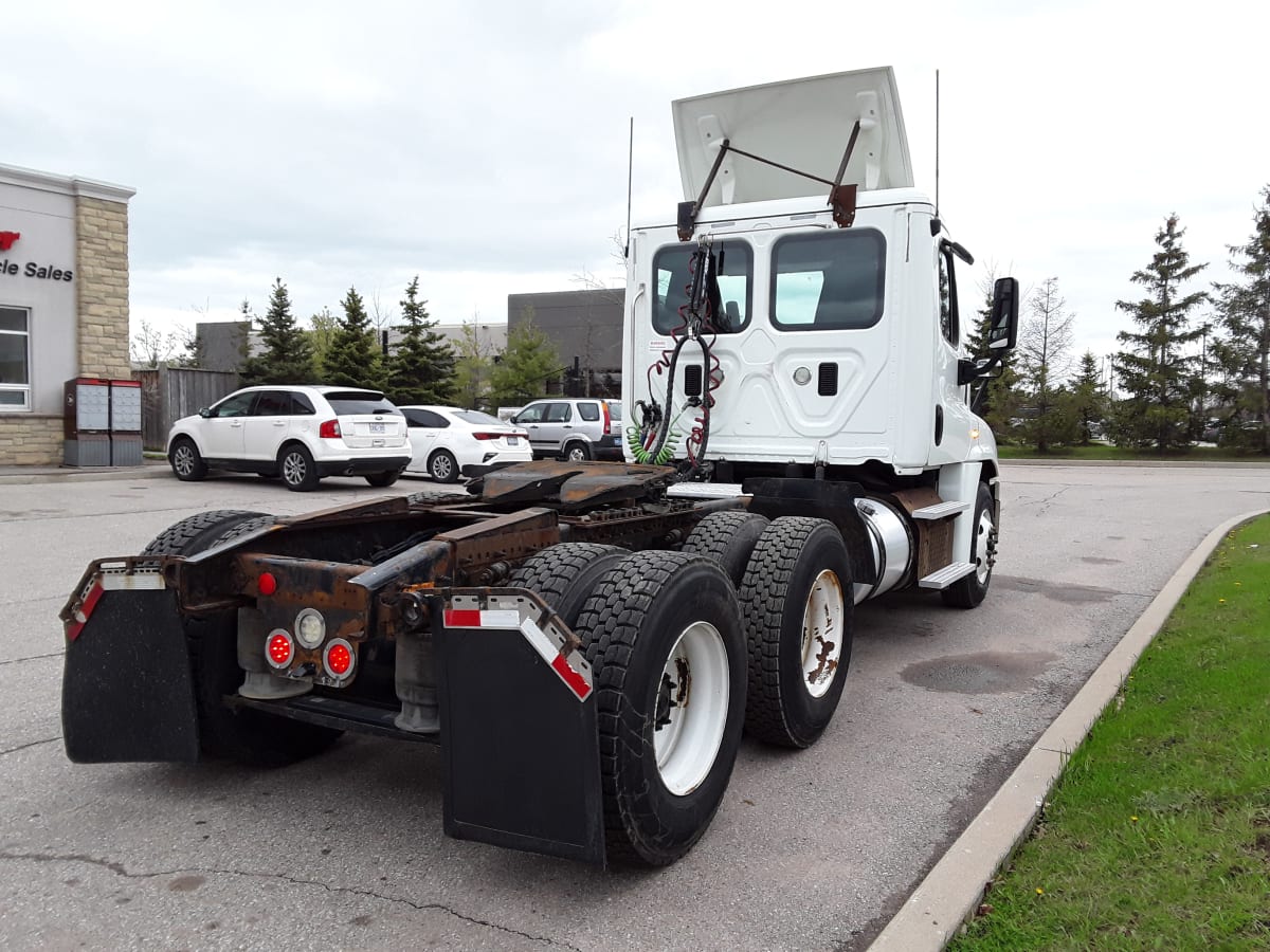 2016 Freightliner/Mercedes CASCADIA 125 643296