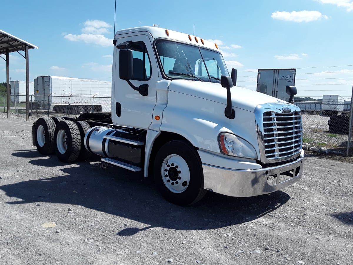 2016 Freightliner/Mercedes CASCADIA 125 643372