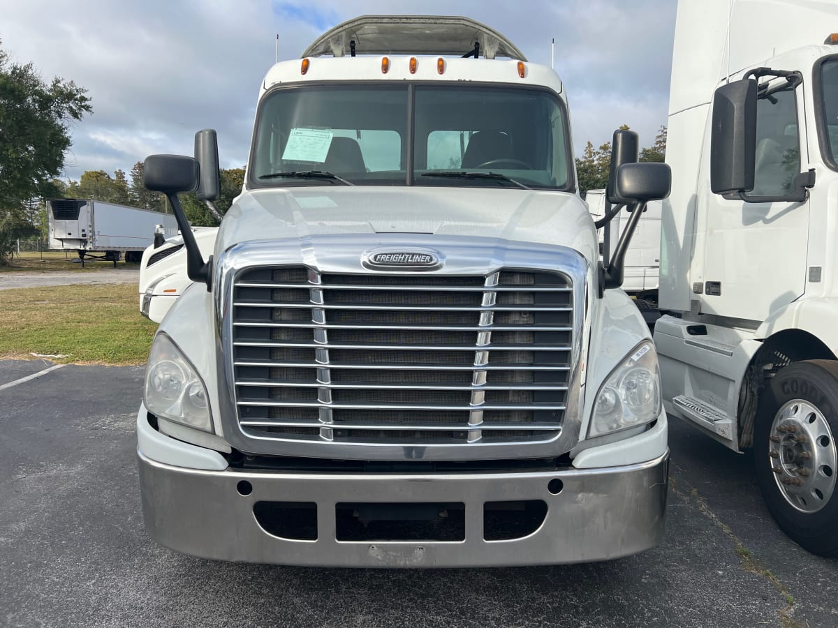 2016 Freightliner/Mercedes CASCADIA 125 643386