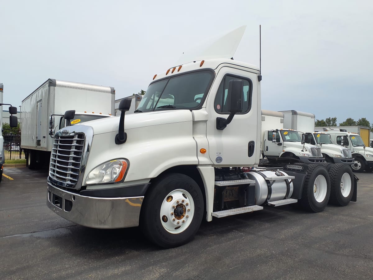 2016 Freightliner/Mercedes CASCADIA 125 643395