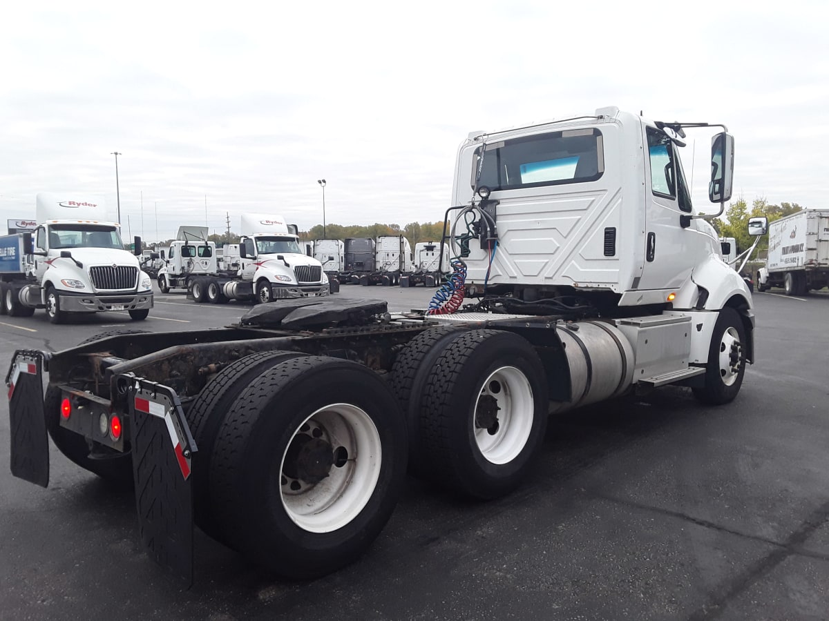 2016 Navistar International PROSTAR 643407