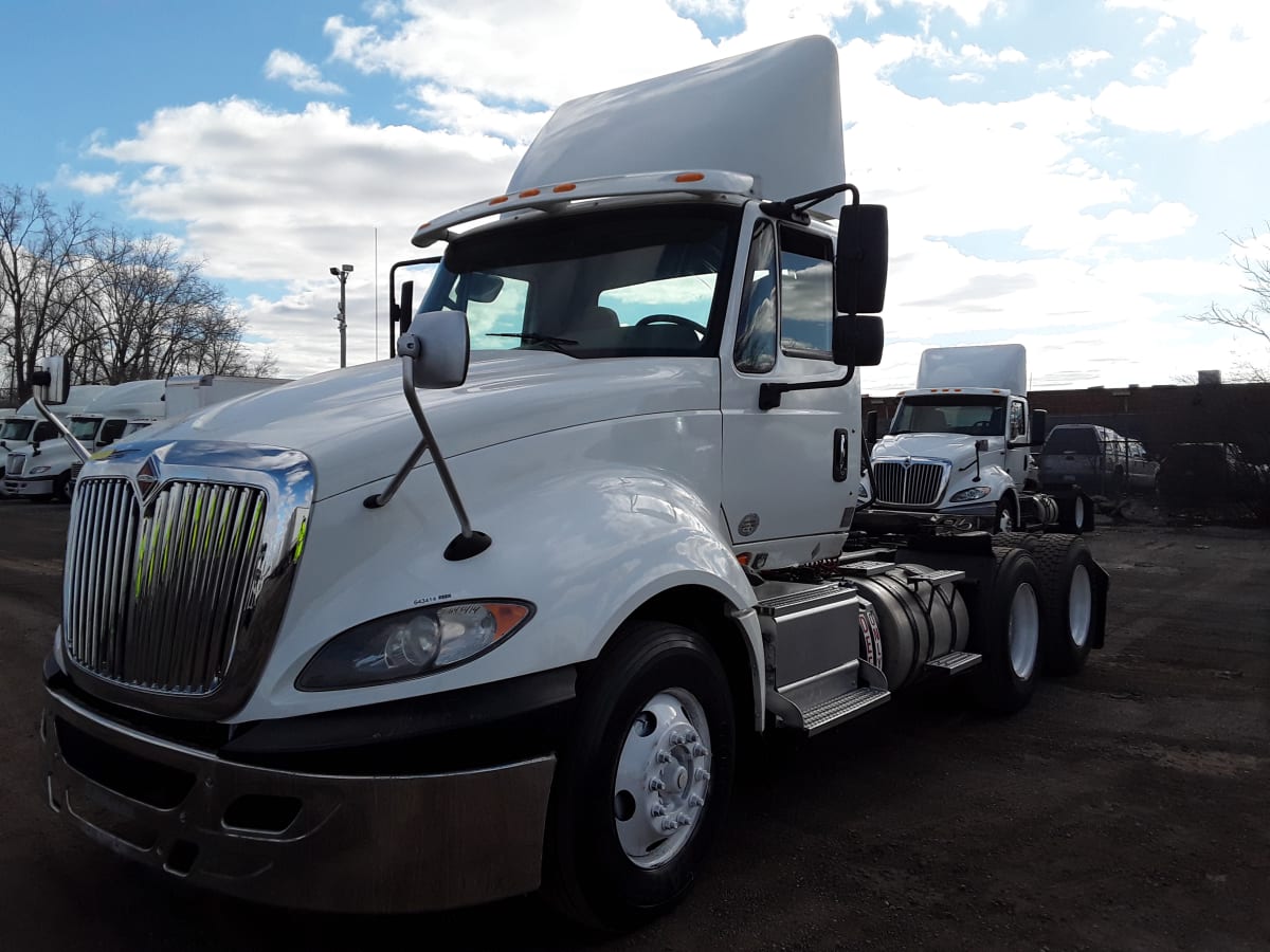 2016 Navistar International PROSTAR 643414