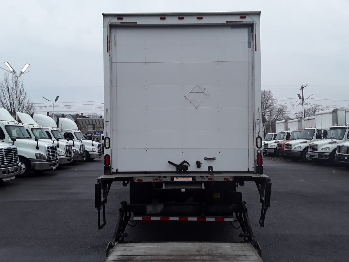 2016 Freightliner/Mercedes M2 106 643475