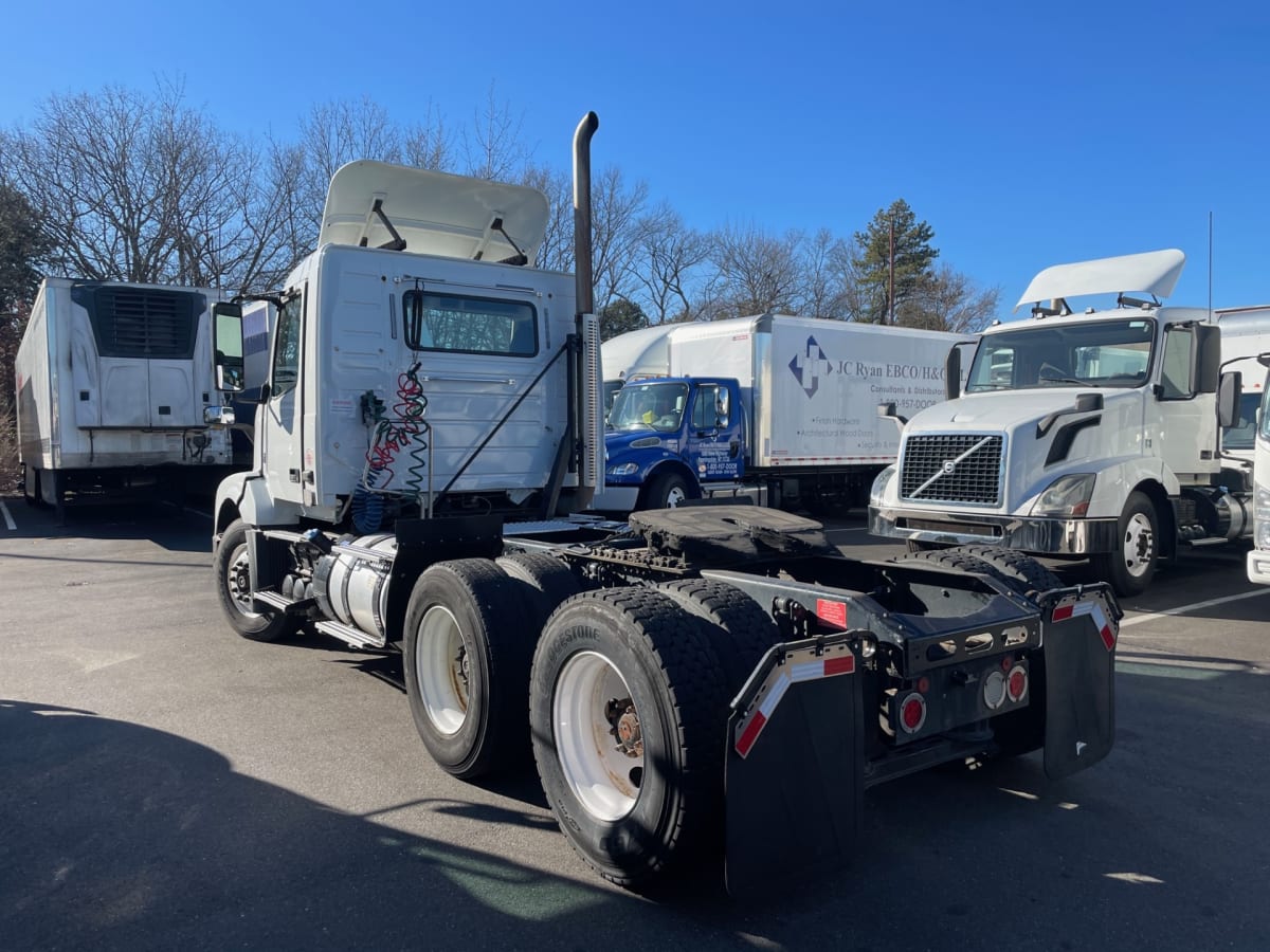 2016 Volvo VNL64TRACTOR 643710