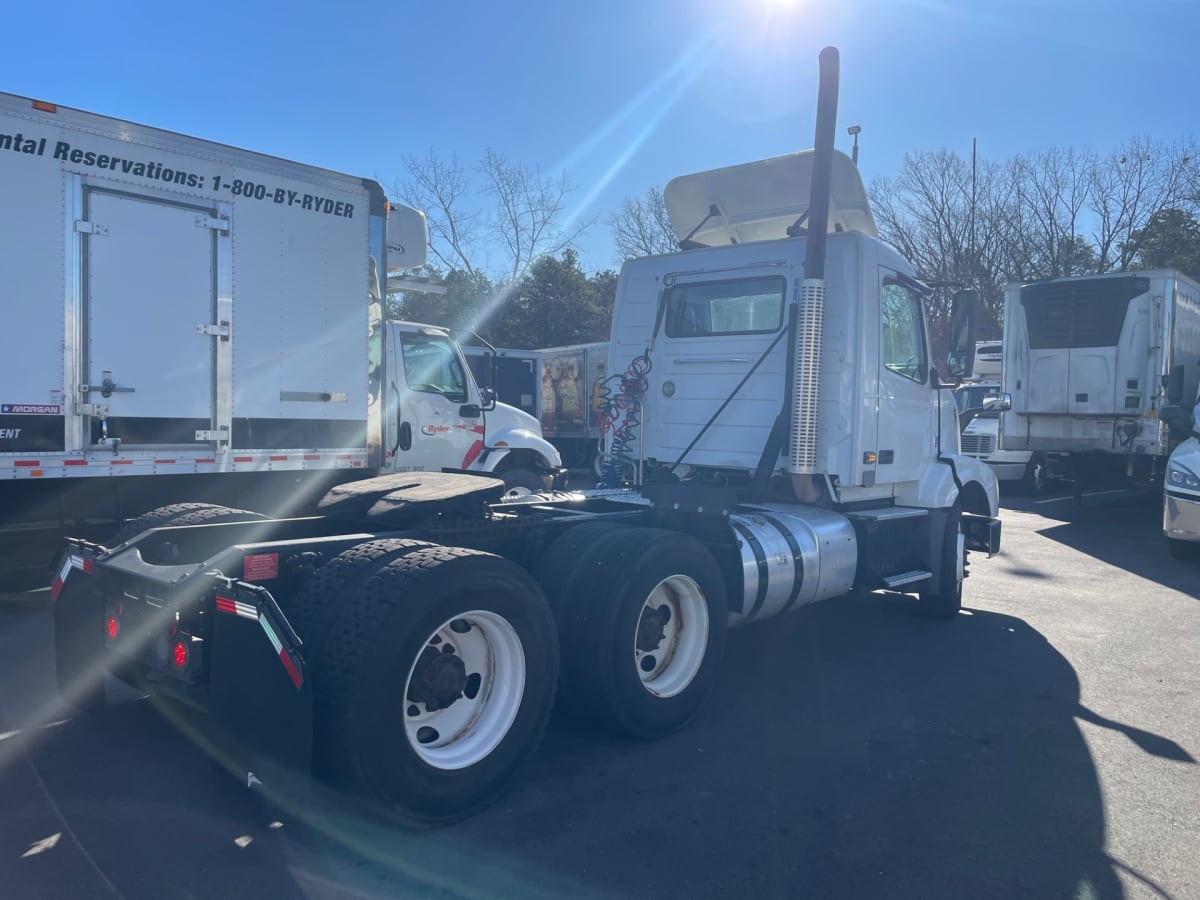 2016 Volvo VNL64TRACTOR 643710