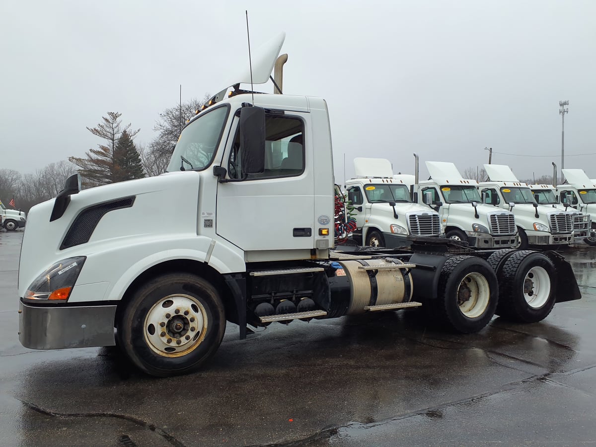 2016 Volvo VNL64TRACTOR 643716