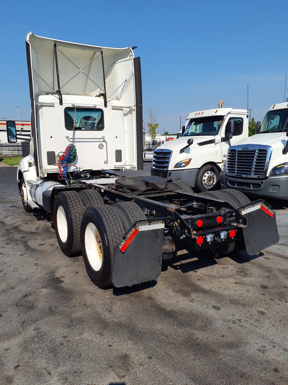 2016 Kenworth Trucks T600A 643811