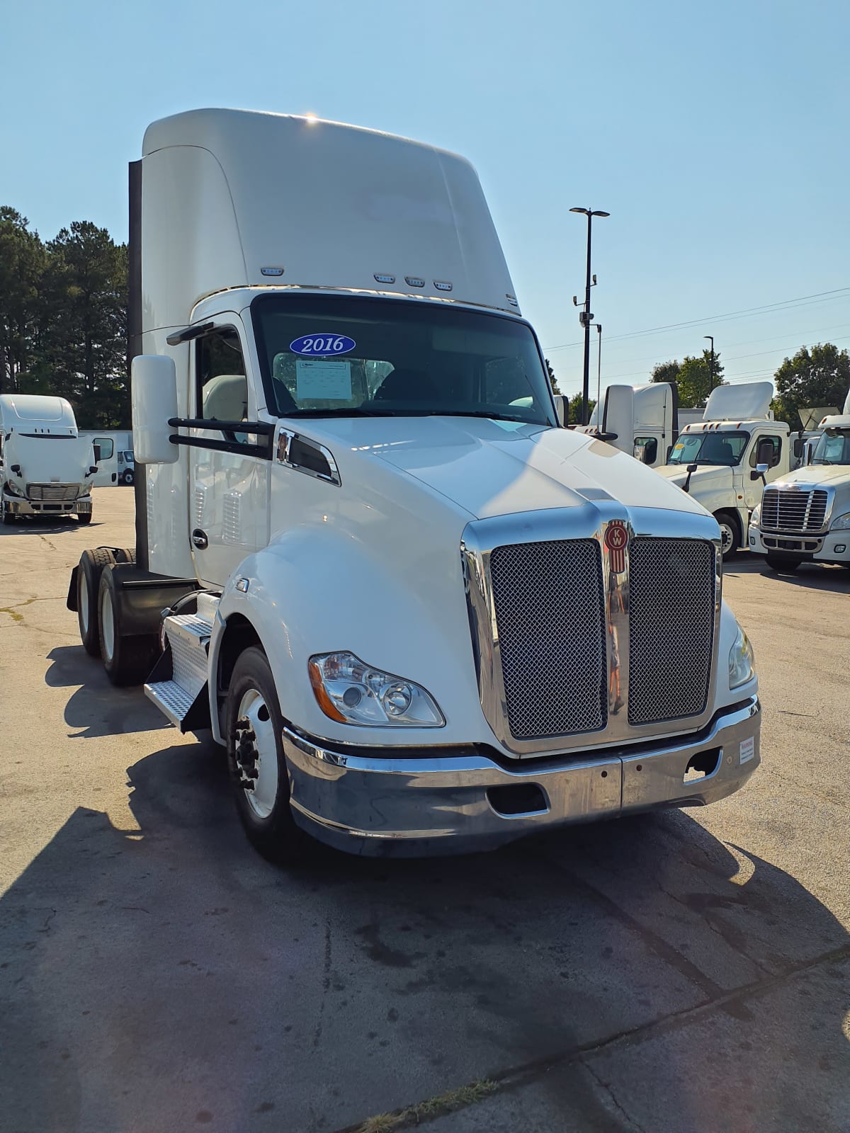 2016 Kenworth Trucks T600A 643811