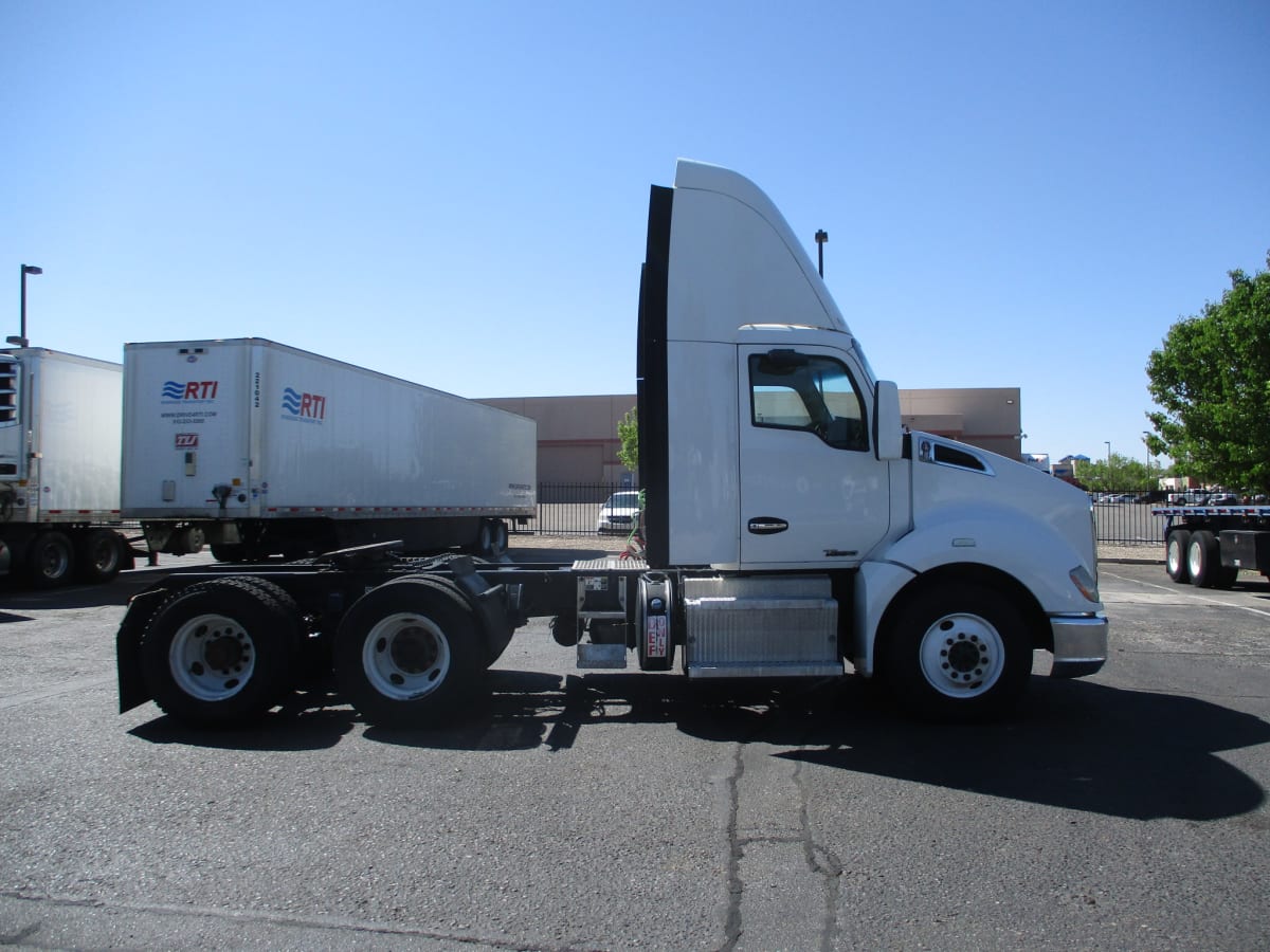 2016 Kenworth Trucks T600A 643812