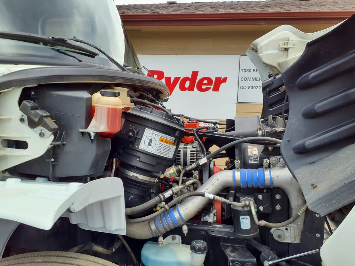 2016 Freightliner M2 106 - image 15